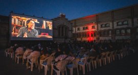 Imágenes de CinePlaza en el Patio Central de Matadero Madrid